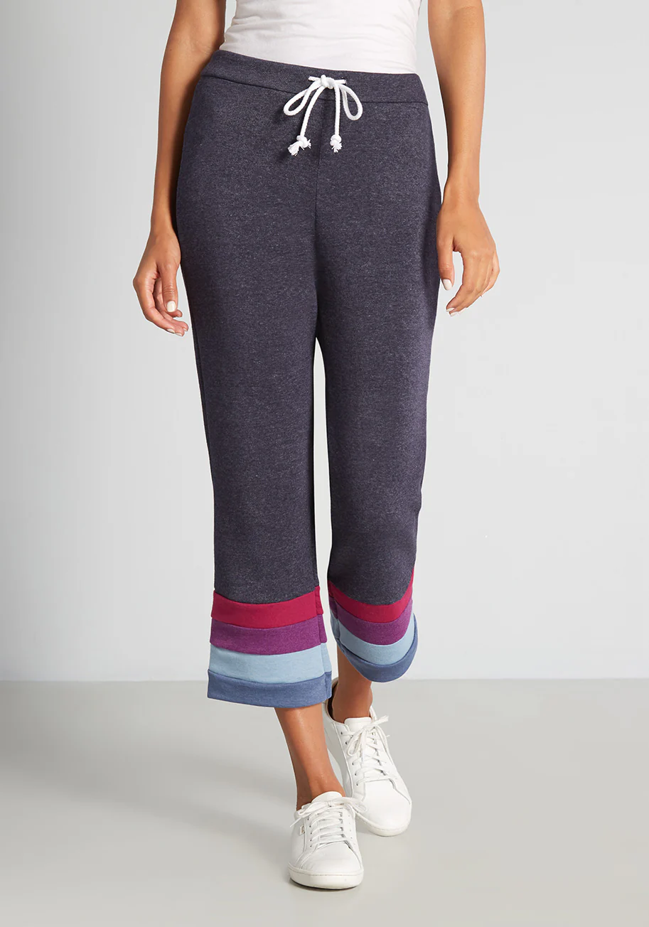 Isnyt x CAMP Collection On The Horizon Crop Sweatpants - Olabens