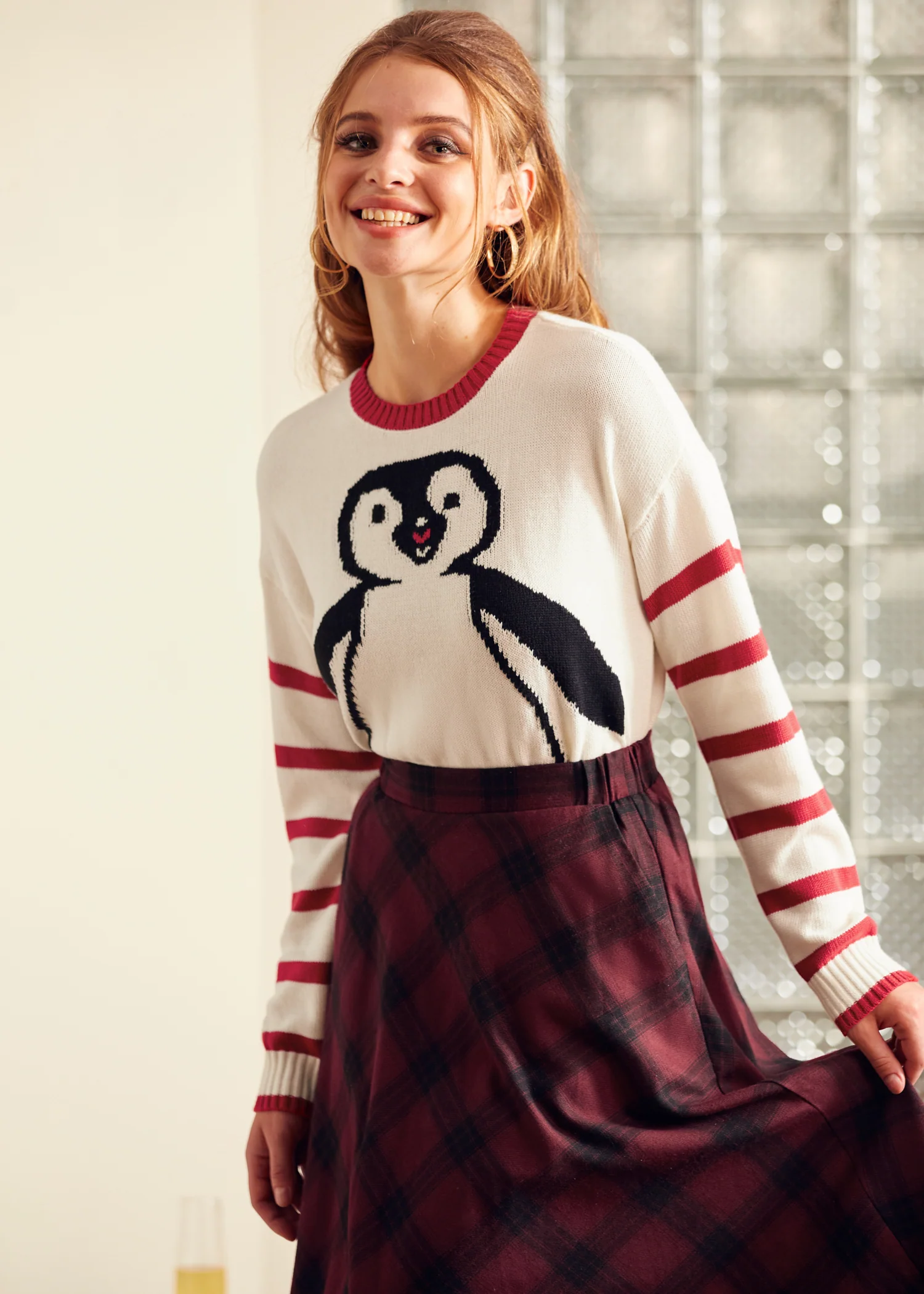 Timeless Striped Tapestry Crewneck Sweater - Olabens