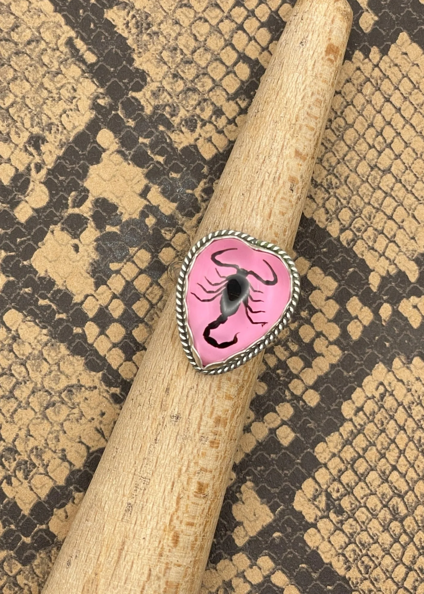 Sterling Silver Scorpion Heart Ring - Olabens