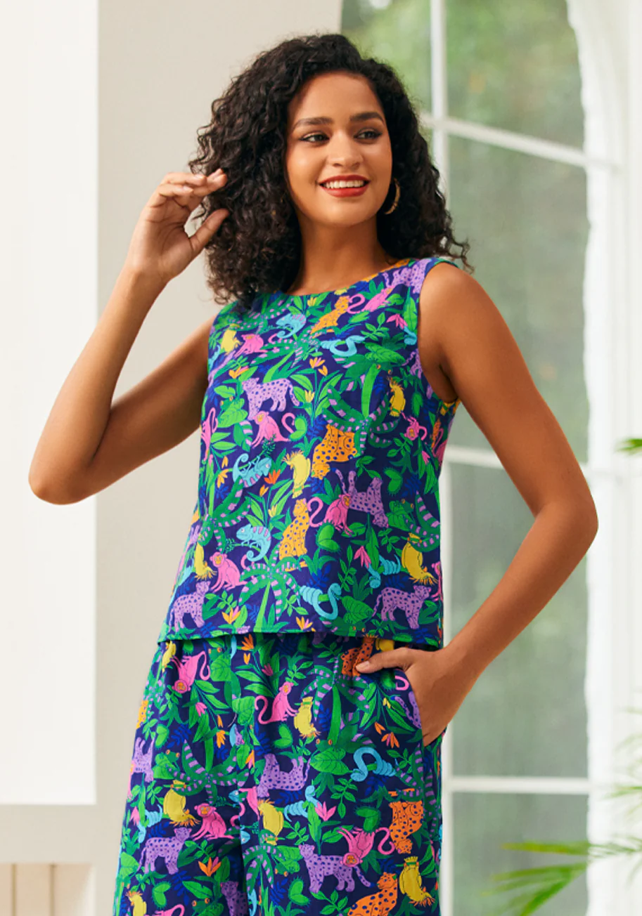 Sleeveless Scoop Neck Top - Olabens