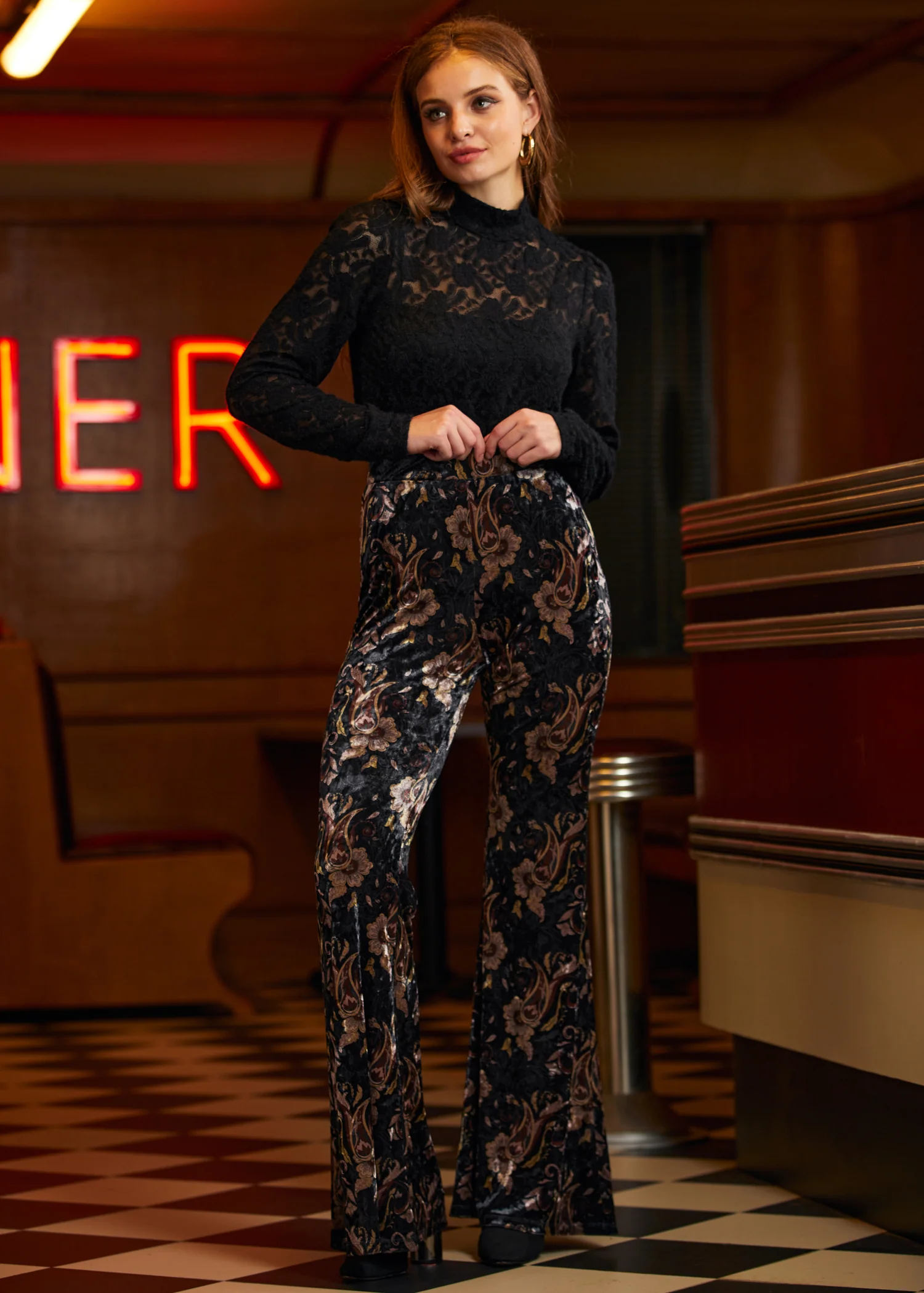 Just for Kicks Bell Bottom Legging - Olabens