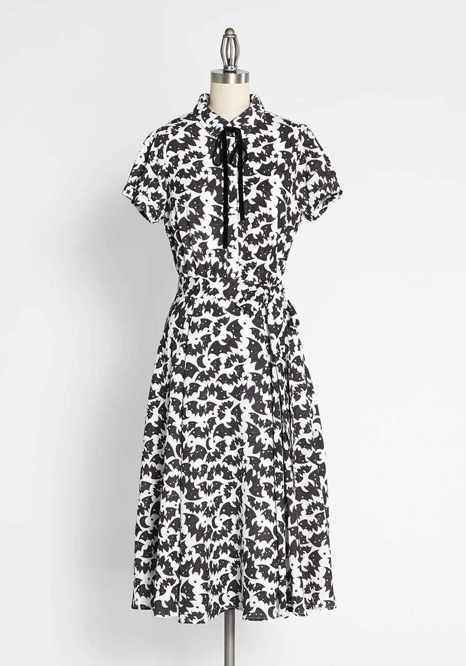 Isnyt x Collectif Creature Feature Swing Dress - Olabens
