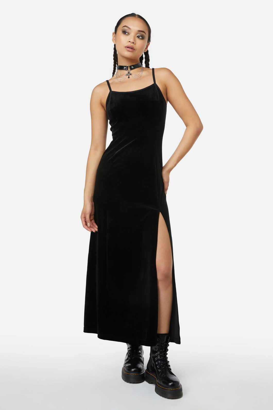 Obsidian Velvet Dress - Olabens