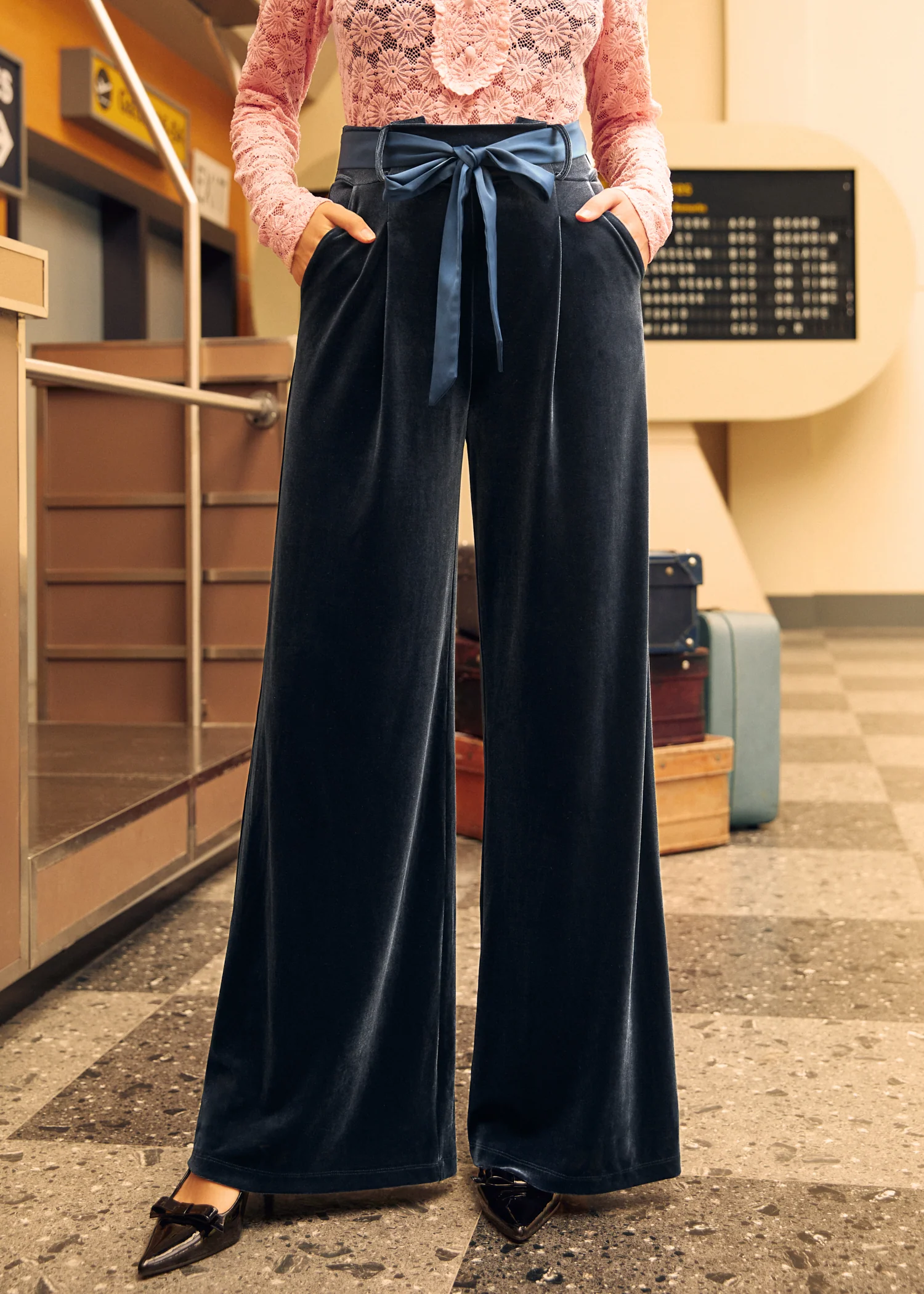 Vintage Revamp Contrast Sash Crop Pants - Olabens
