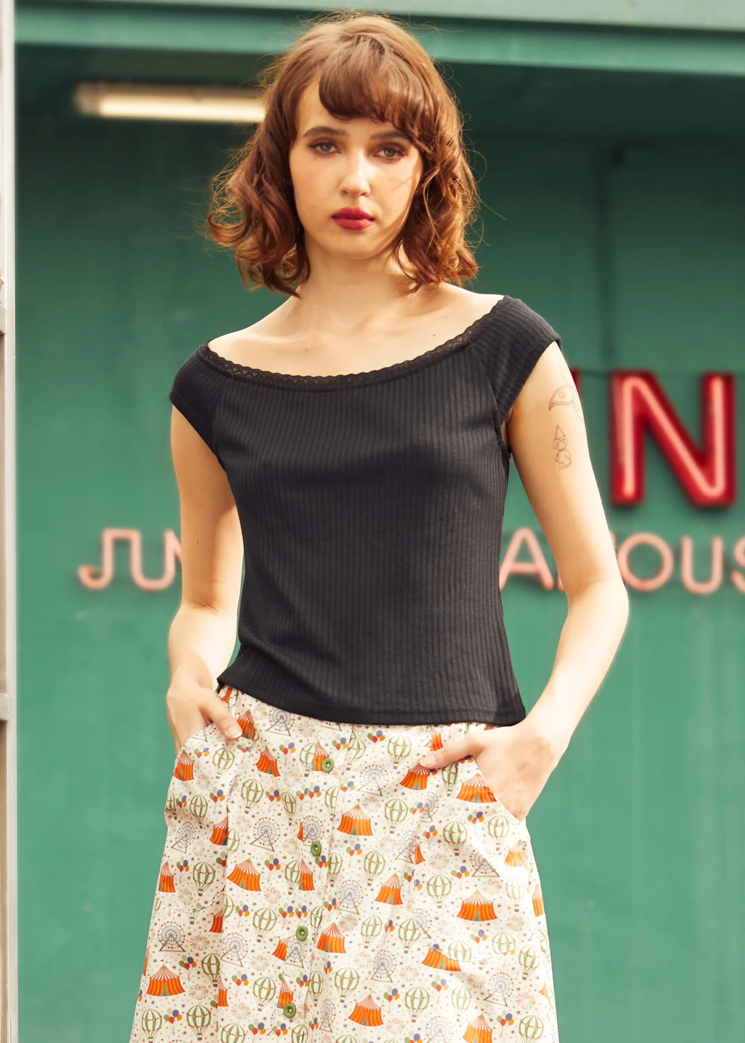 Lace by Day Marilyn Neck Tee - Olabens