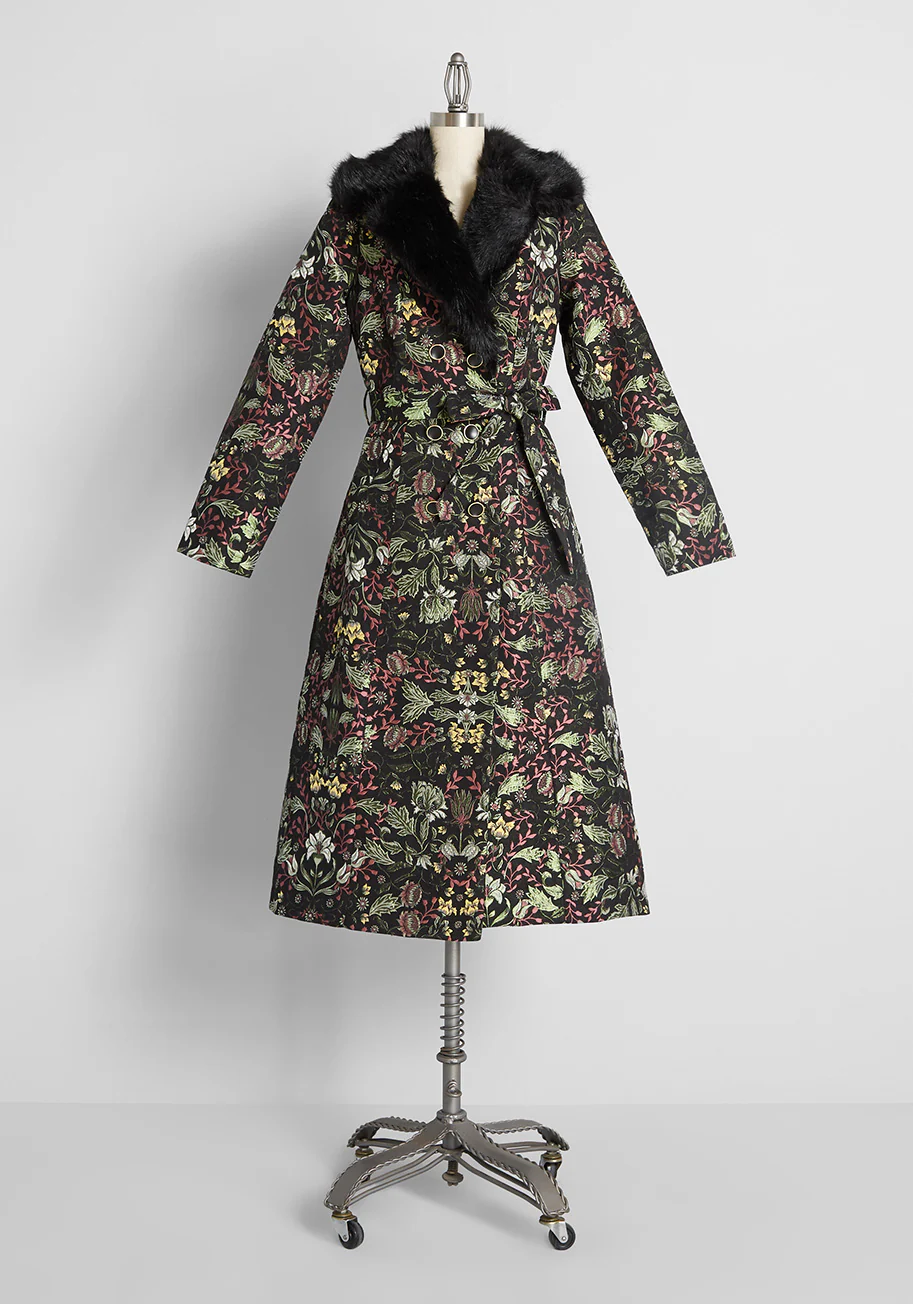 Floral Elegance Embroidered Coat - Olabens