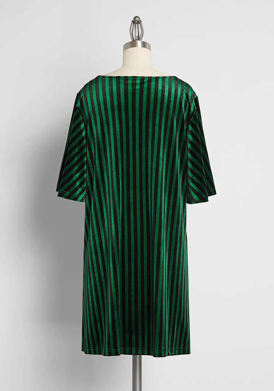 Hauntingly Gorgeous Velvet Swing Dress - Olabens