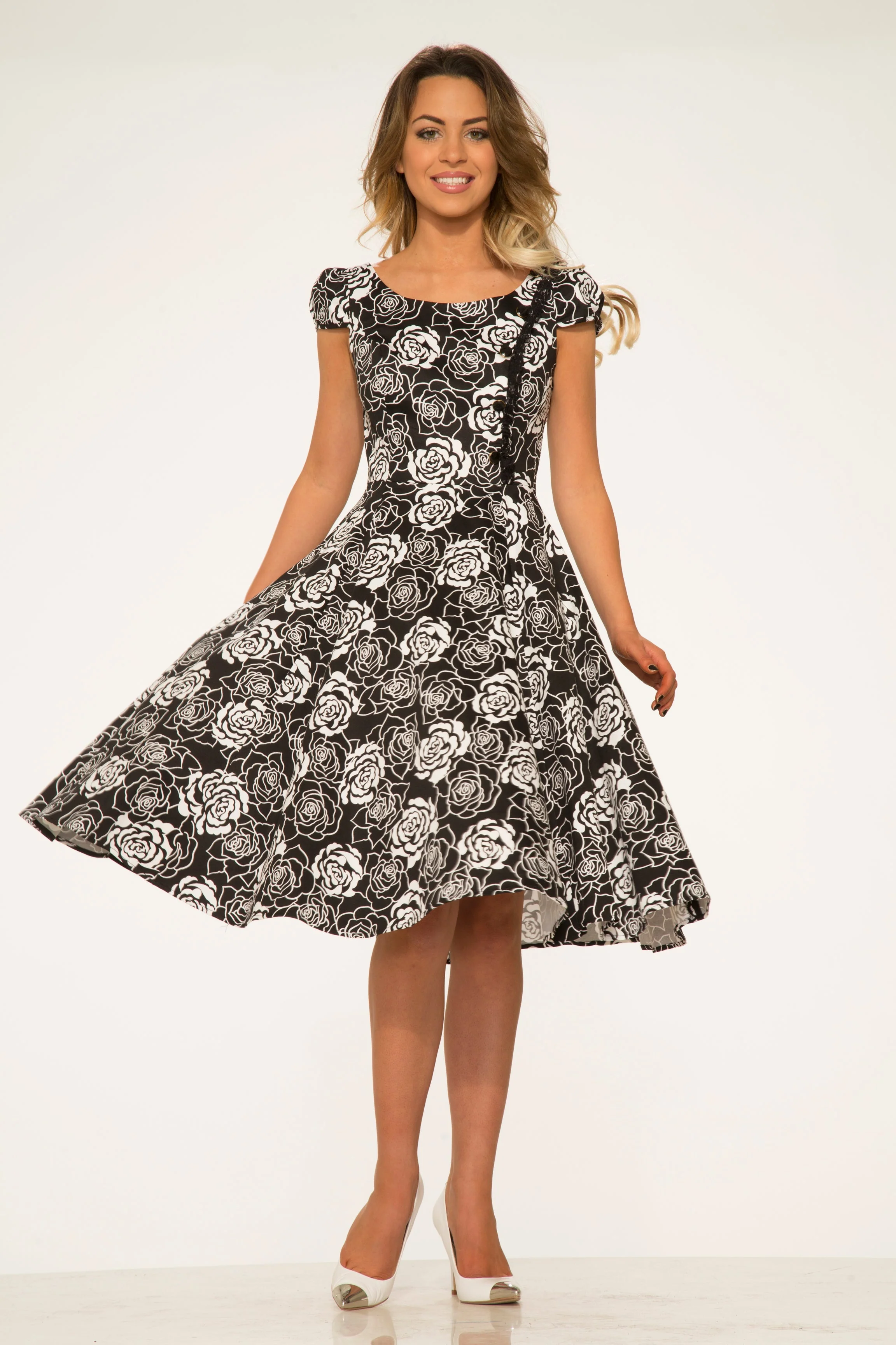 Black & White Rose Swing Dress - Olabens