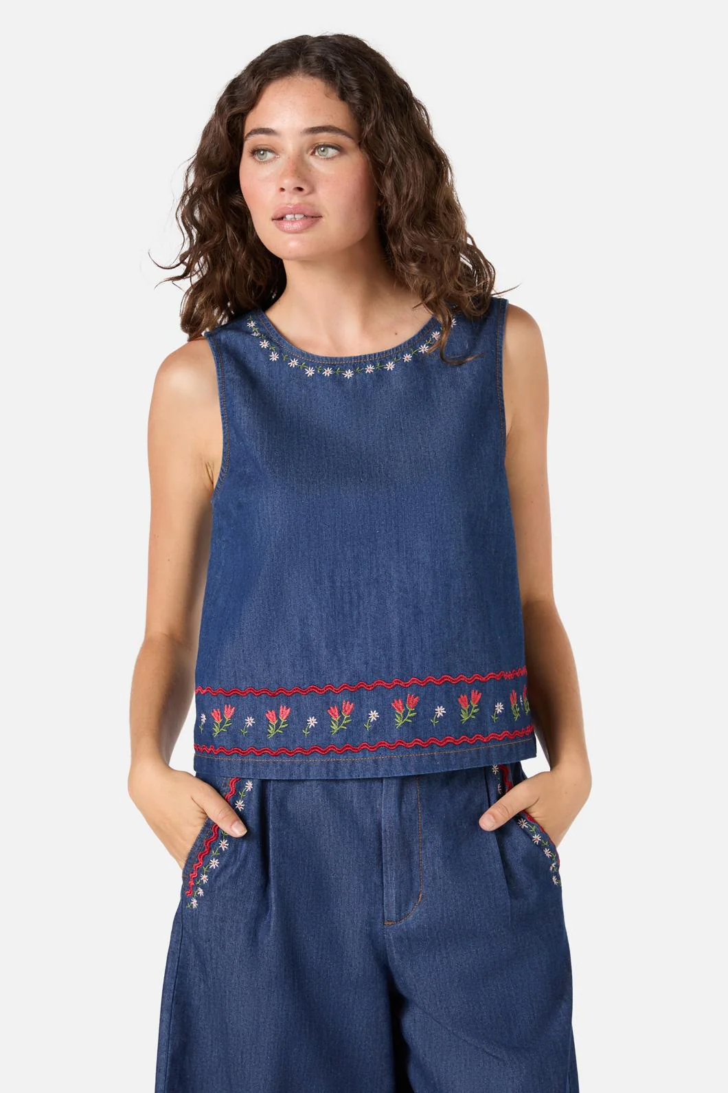 Meadow Embroidered Top - Olabens