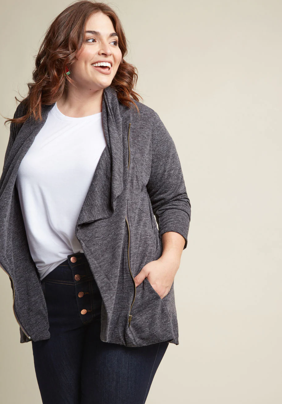 Airport Greeting Cardigan in Charcoal - Olabens