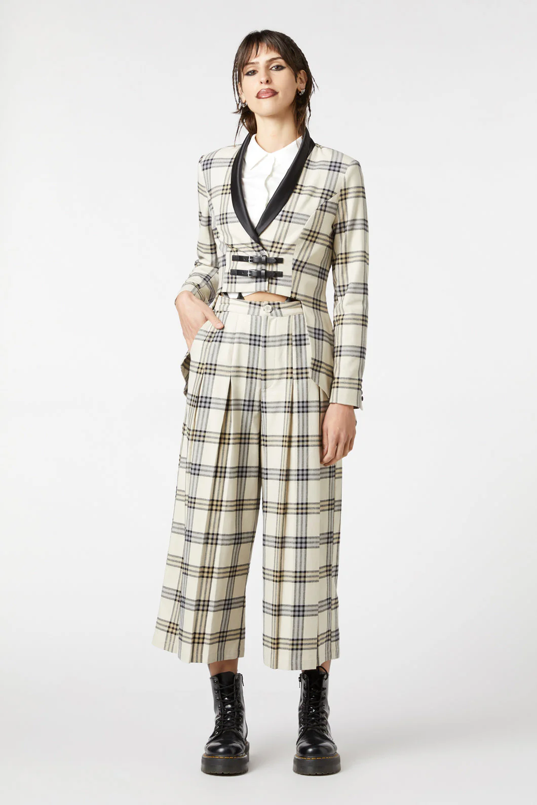 Crescent Tartan Tail Coat - Olabens