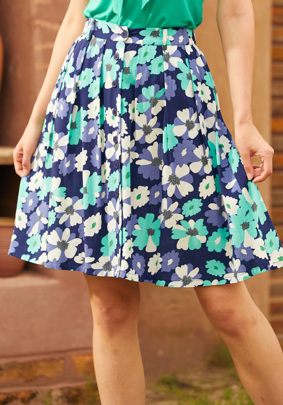 Bookstore's Best Midi Skirt - Olabens