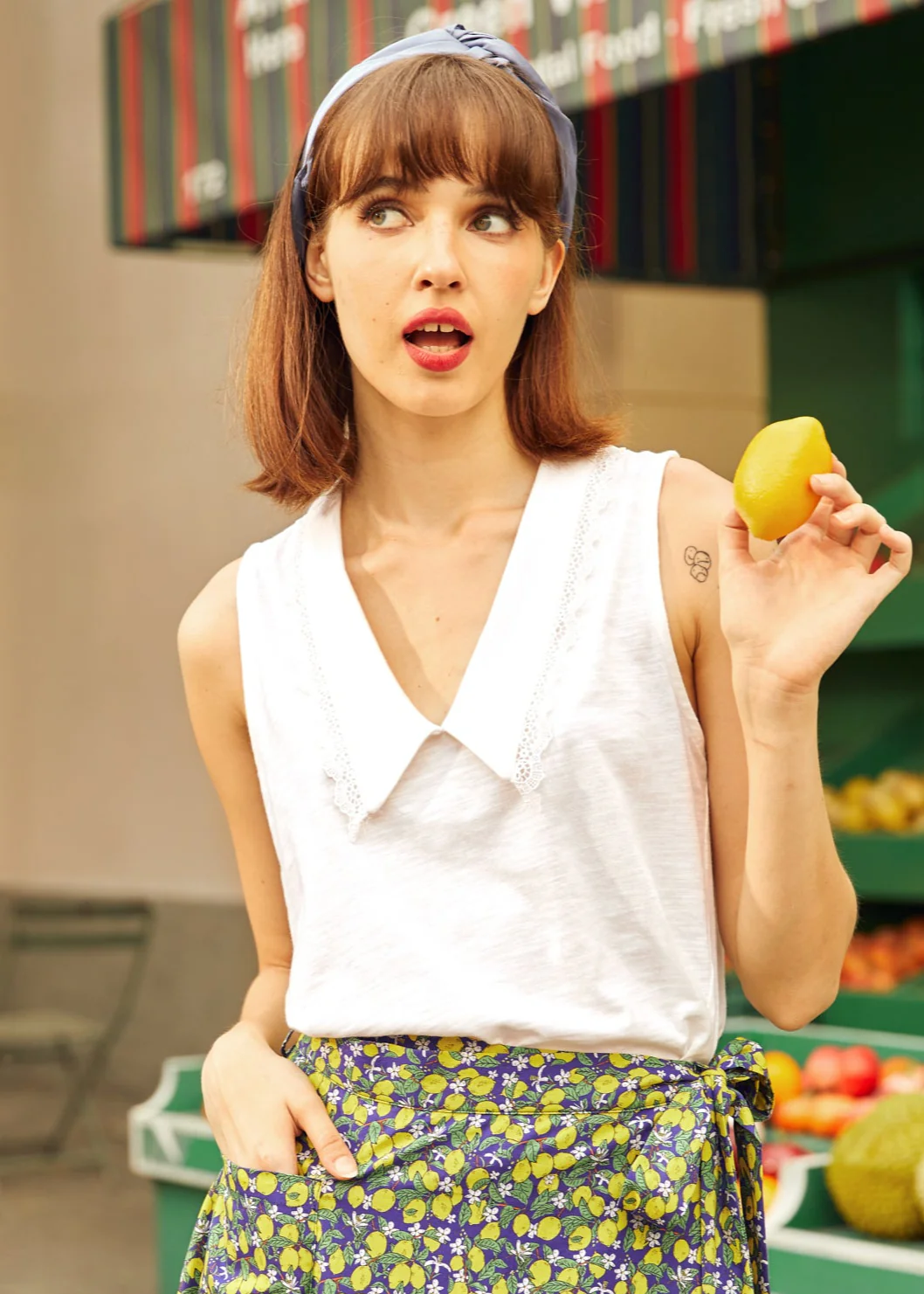 Sweet Stitched Collar V-Neck Top - Olabens