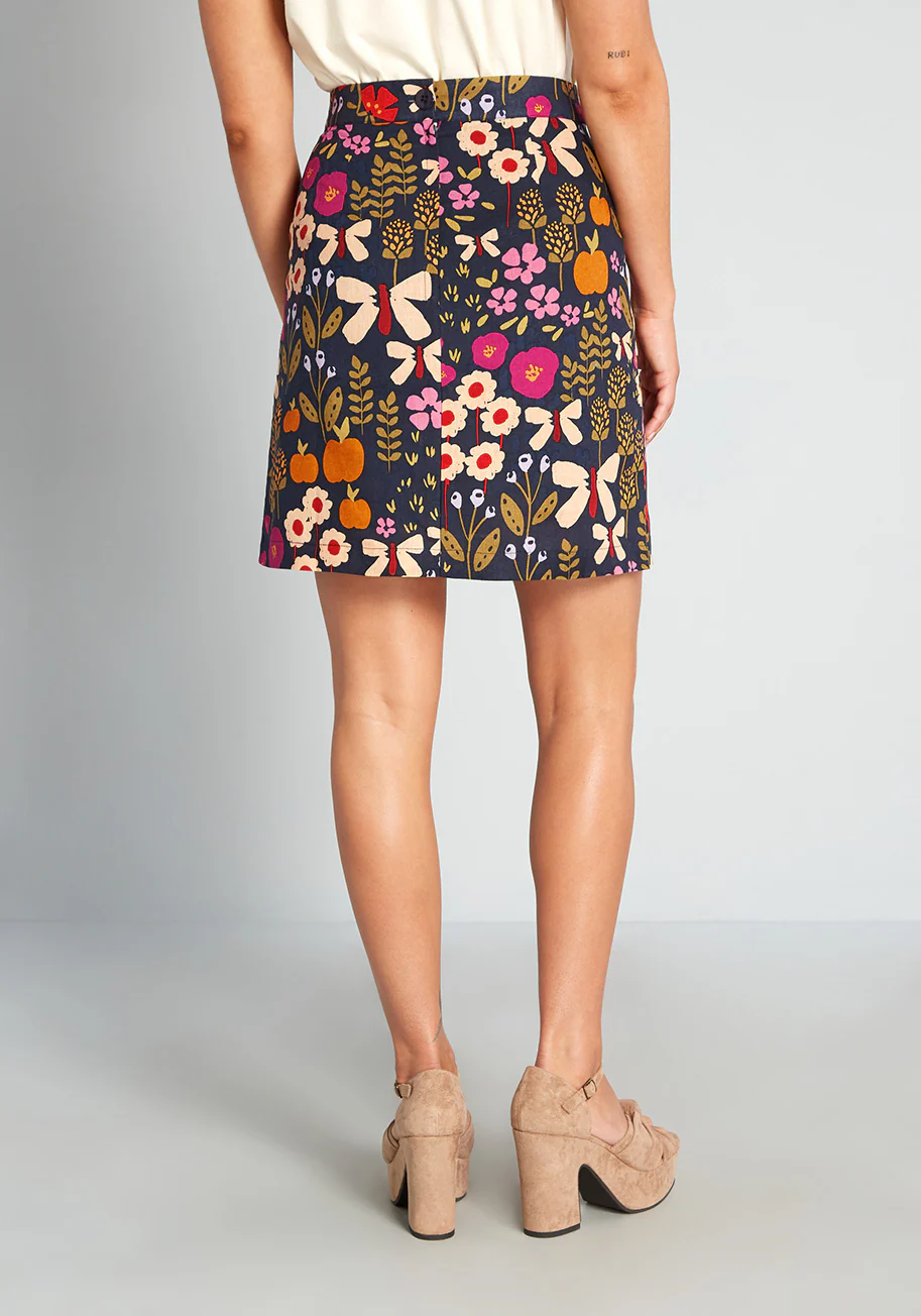Smiling Eyes and Butterflies Mini Skirt - Olabens
