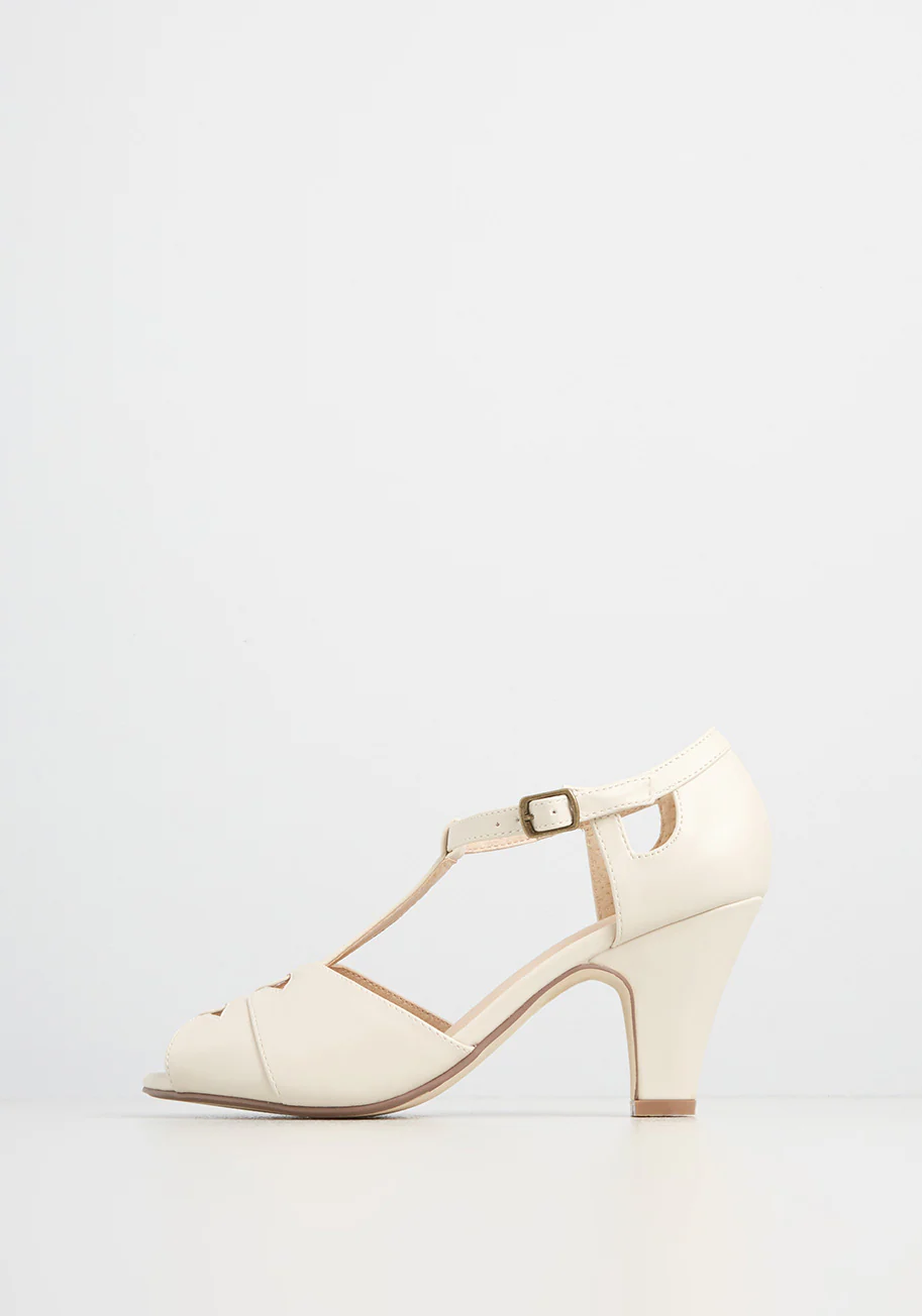 Masterfully Mingling T-Strap Heel - Olabens