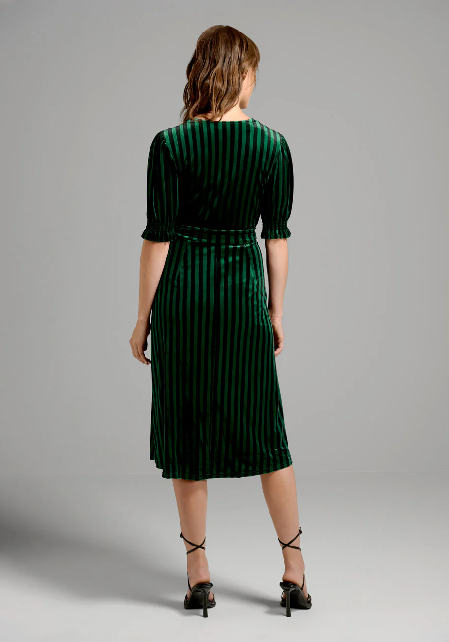 A Victorian Drama Wrap Dress - Olabens