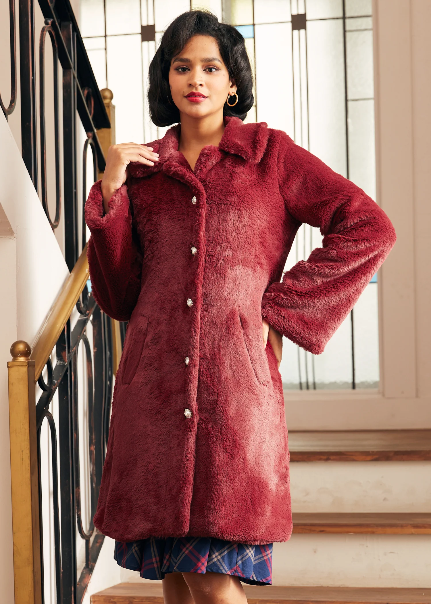 Retro Glam Swing Fur Coat - Olabens