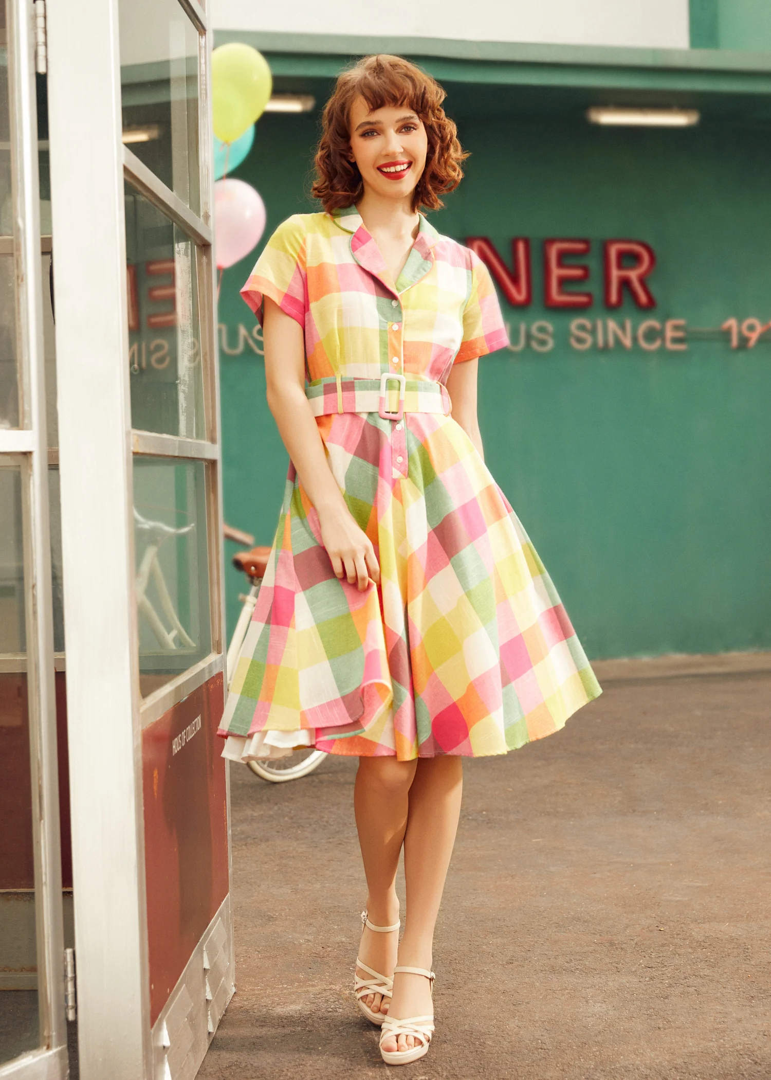 The Soda Fountain Sweetheart Dress - Olabens