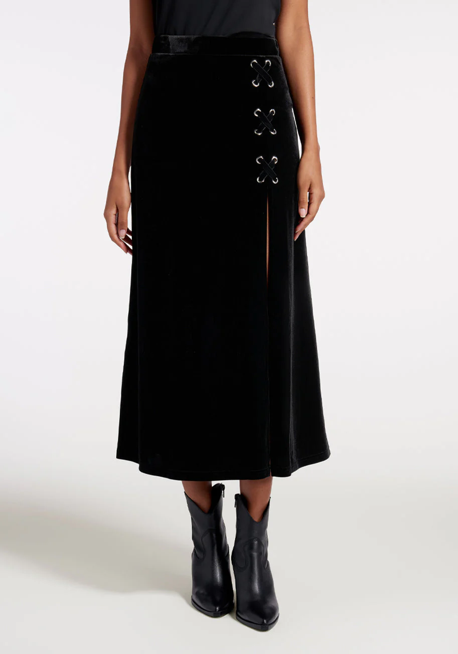 Don't Look Down Midi Skirt - Olabens