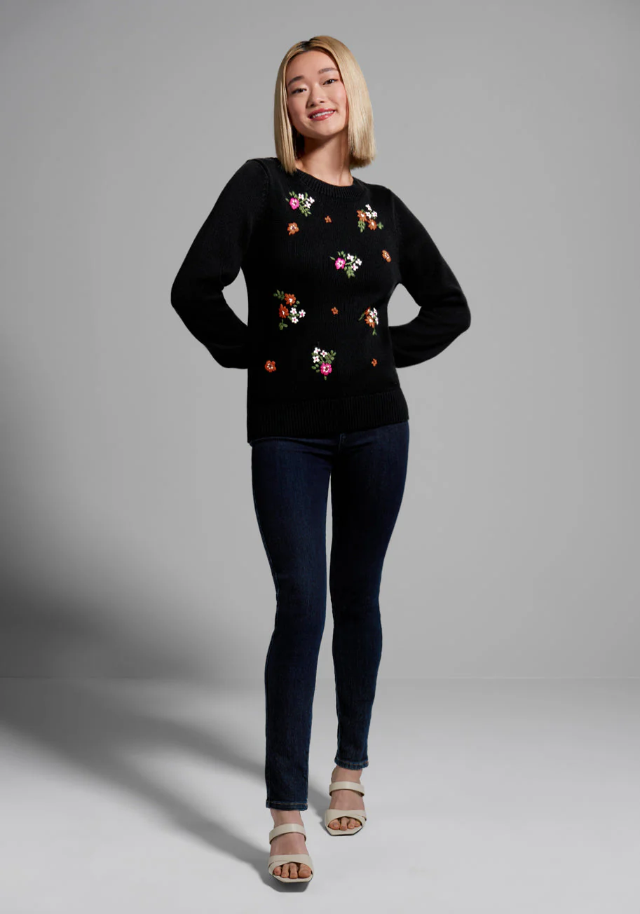 Beauty Garland Embroidered Sweater - Olabens
