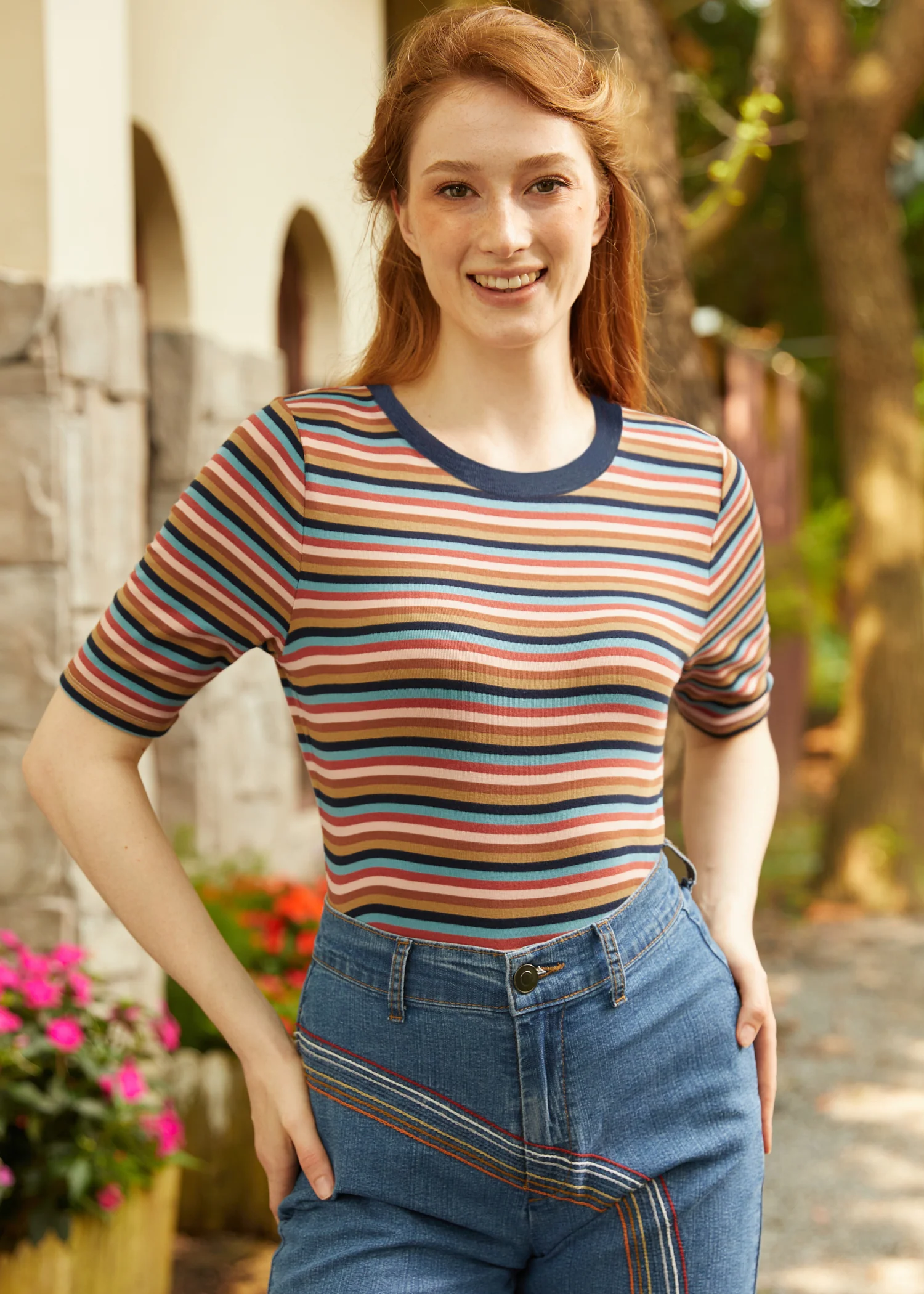 Doo-Wop Dazzler Scoopneck Tee - Olabens