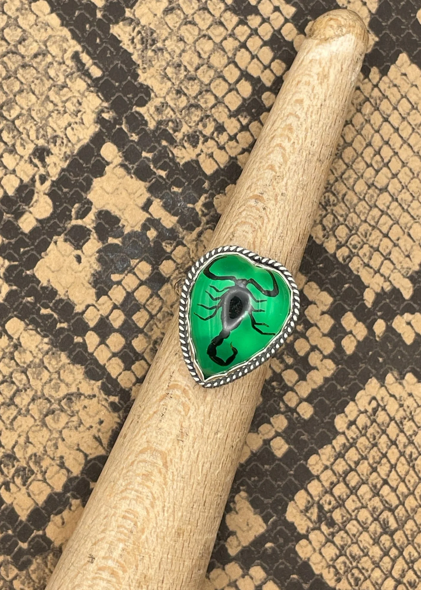 Sterling Silver Scorpion Heart Ring - Olabens