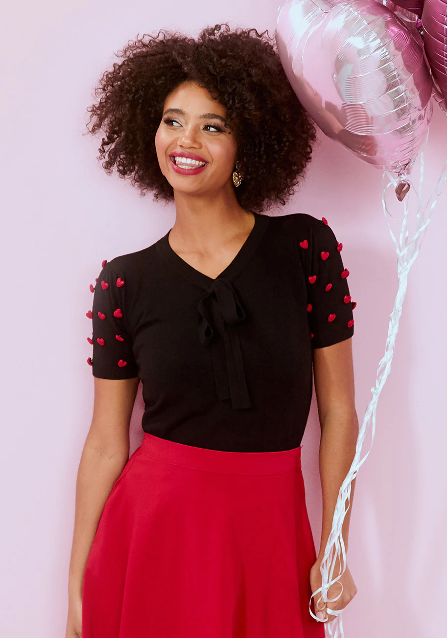 Love Me in 3D Pullover Top - Olabens