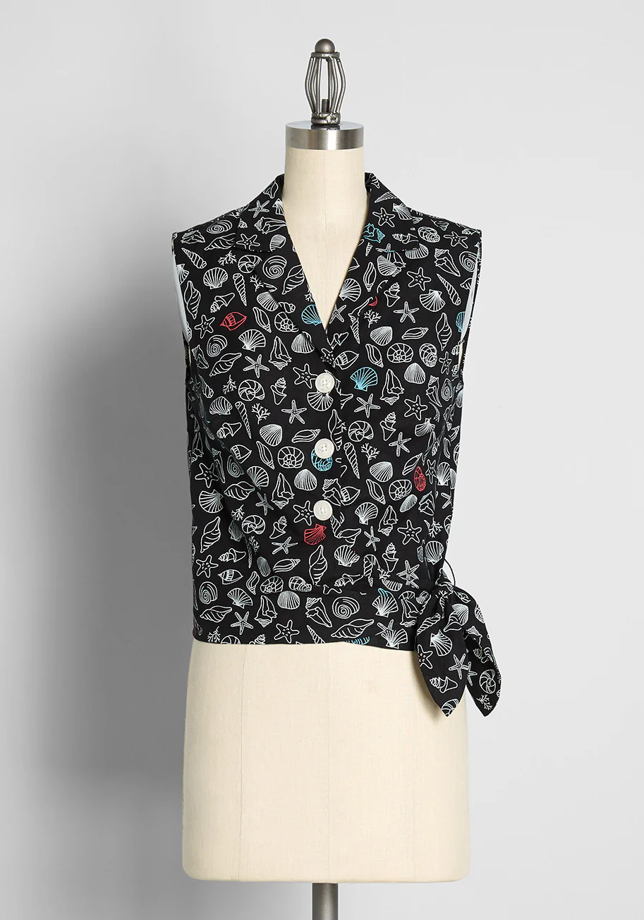 Charming in The Catskills Sleeveless Tie-Front Shirt - Olabens