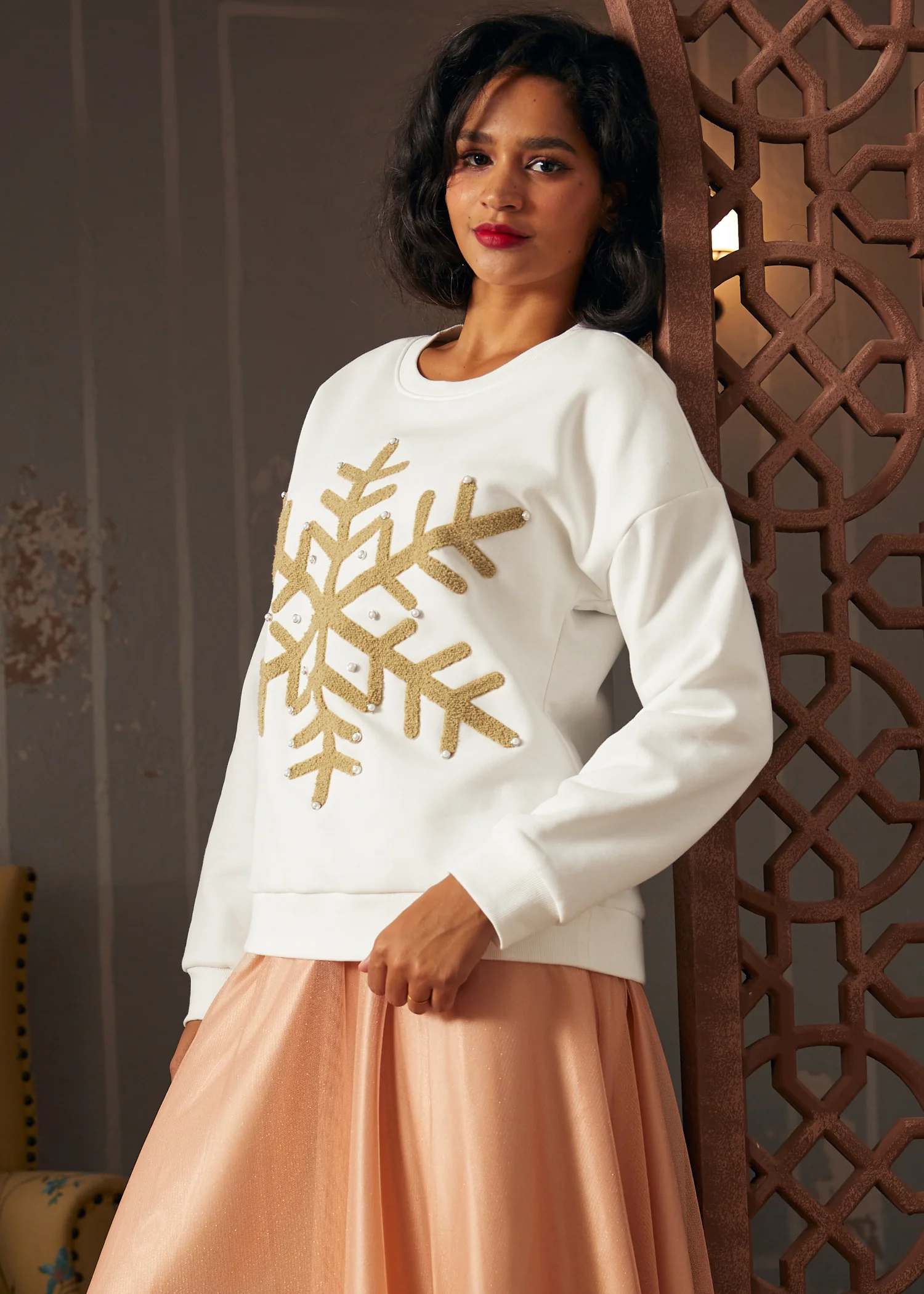 Winter's Whisper Snowflake Sweatshirt - Olabens