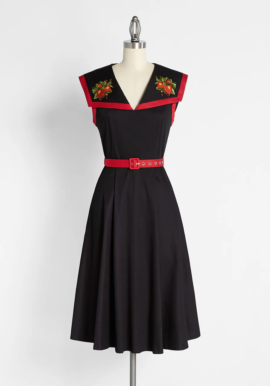 Strawberry Noir Swing Dress - Olabens