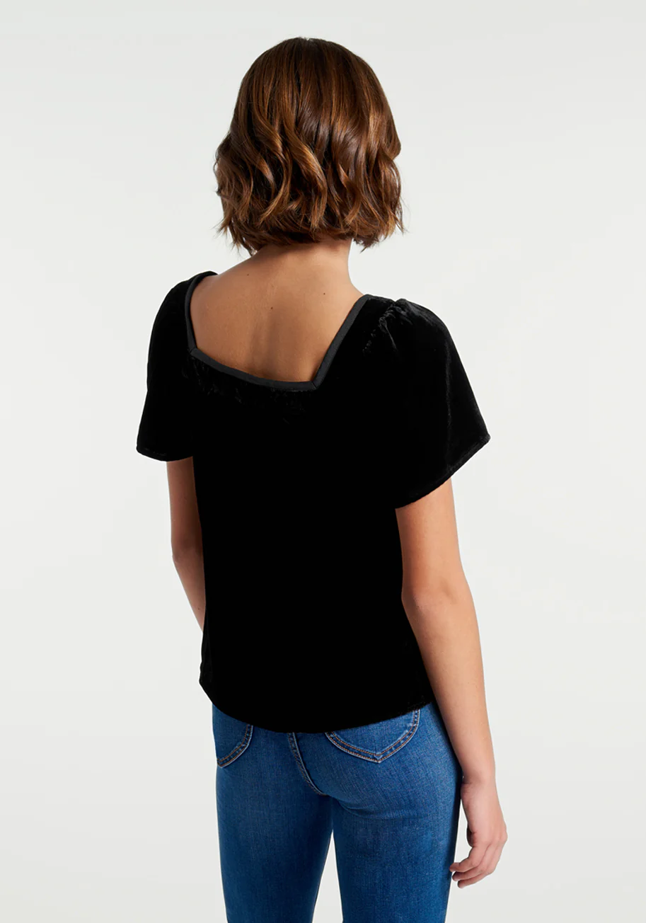 Fit To Be Tied Velvet Top - Olabens