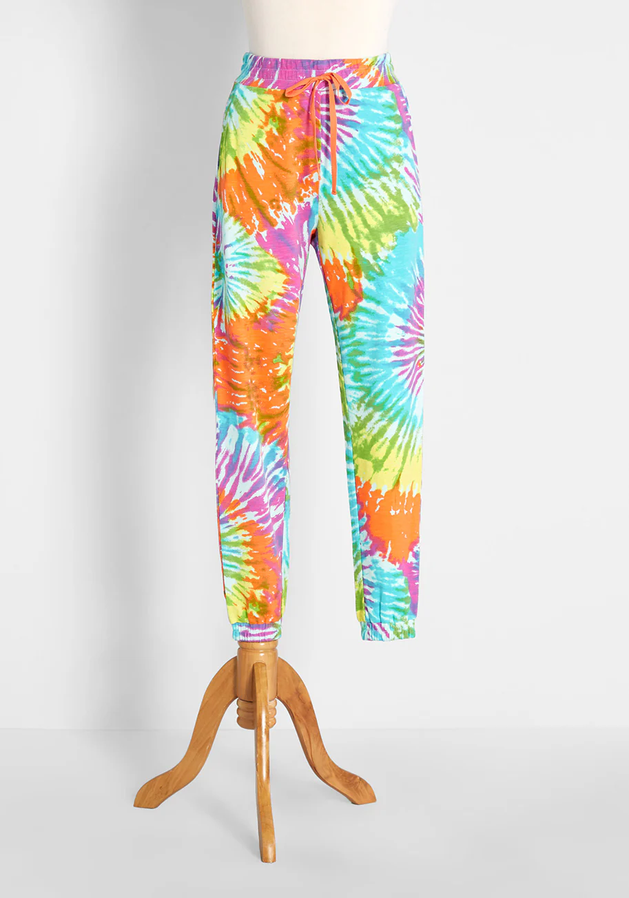 Day Tripping in Tie-Dye Joggers - Olabens