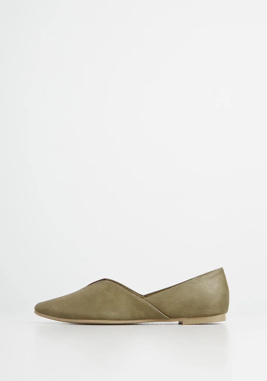 Polished and Profesh Flat - Olabens