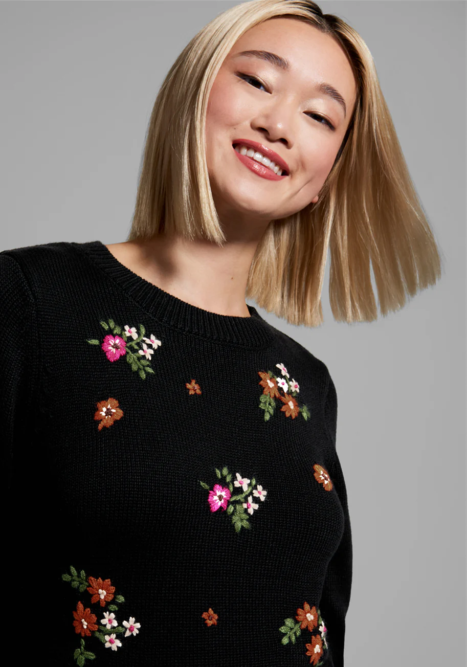 Beauty Garland Embroidered Sweater - Olabens