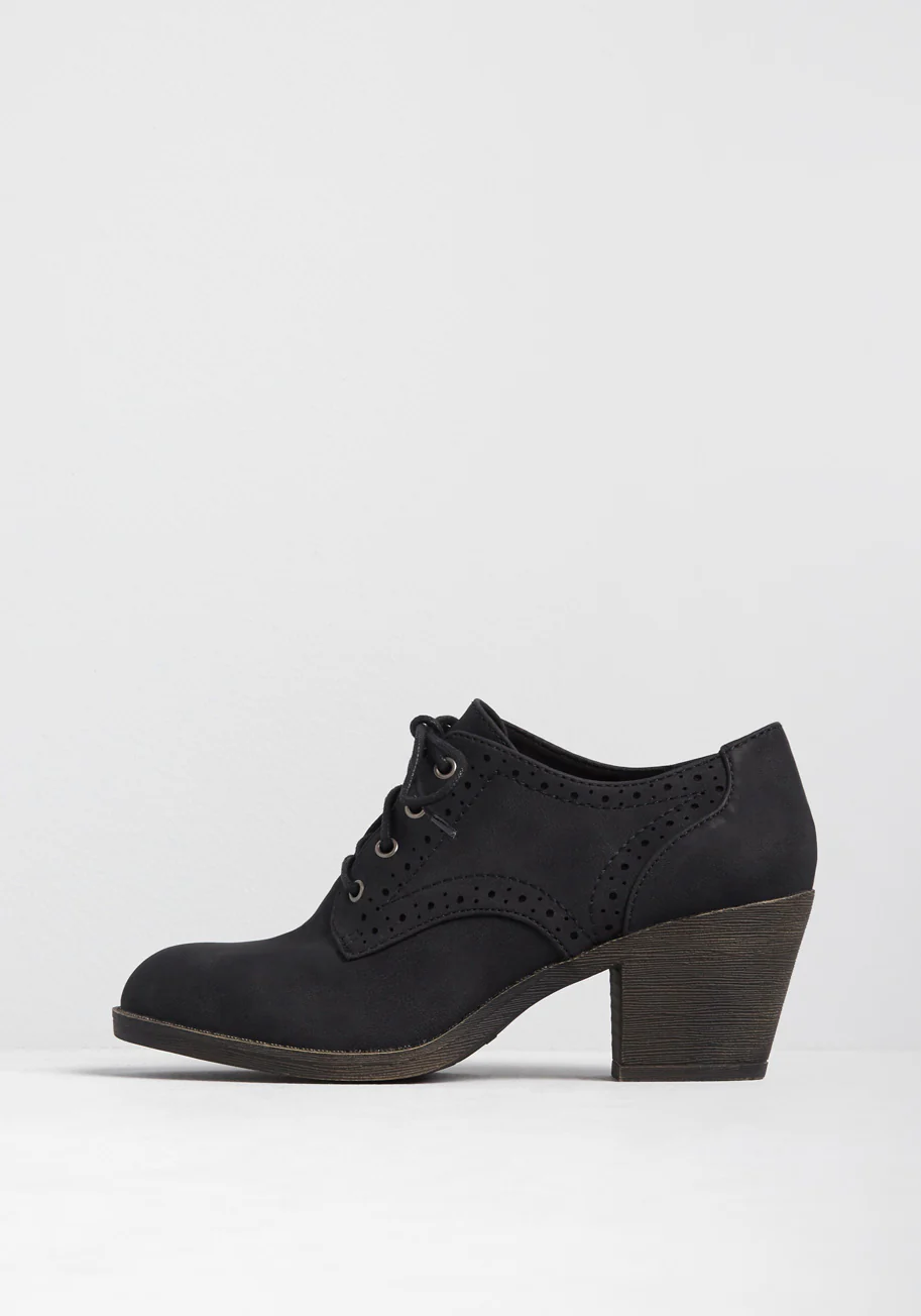 Keep Up With Me Lace-Up Bootie - Olabens
