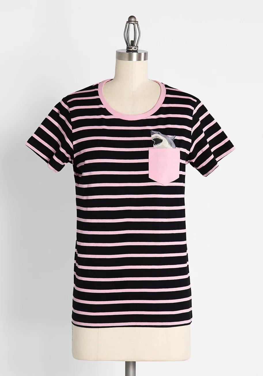 Chomping Your Style Graphic Pocket Tee - Olabens