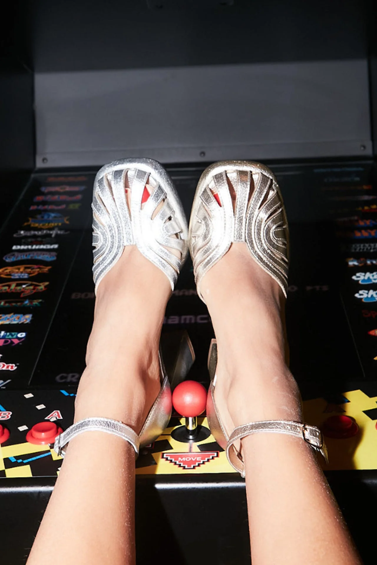 Karmel Retro Platform Heels - Olabens