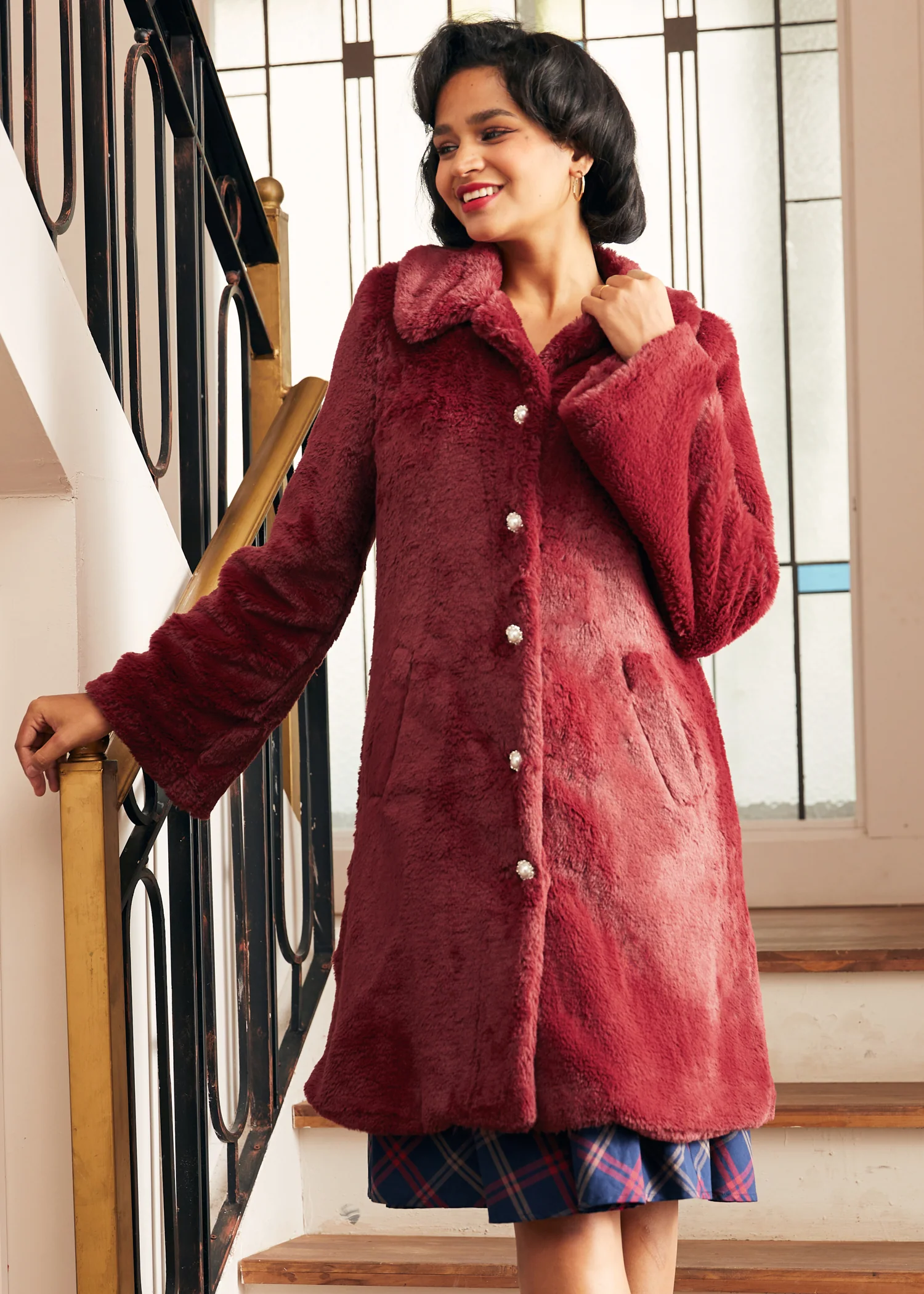 Retro Glam Swing Fur Coat - Olabens