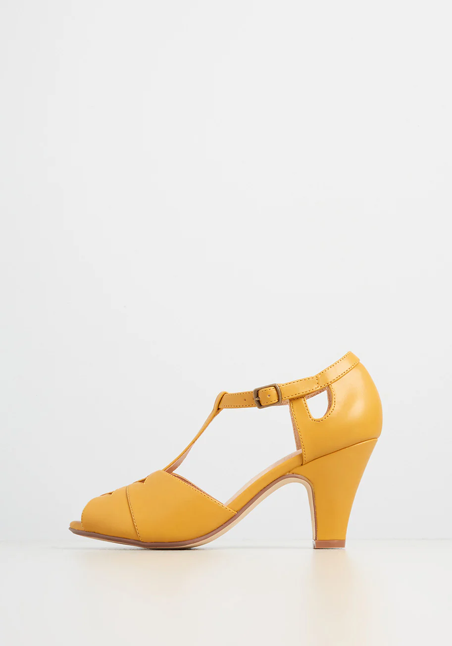 Masterfully Mingling T-Strap Heel - Olabens