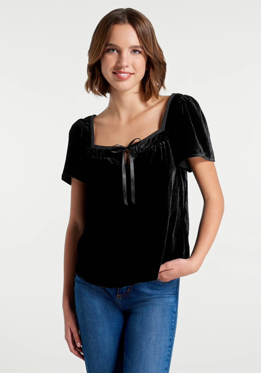 Fit To Be Tied Velvet Top - Olabens