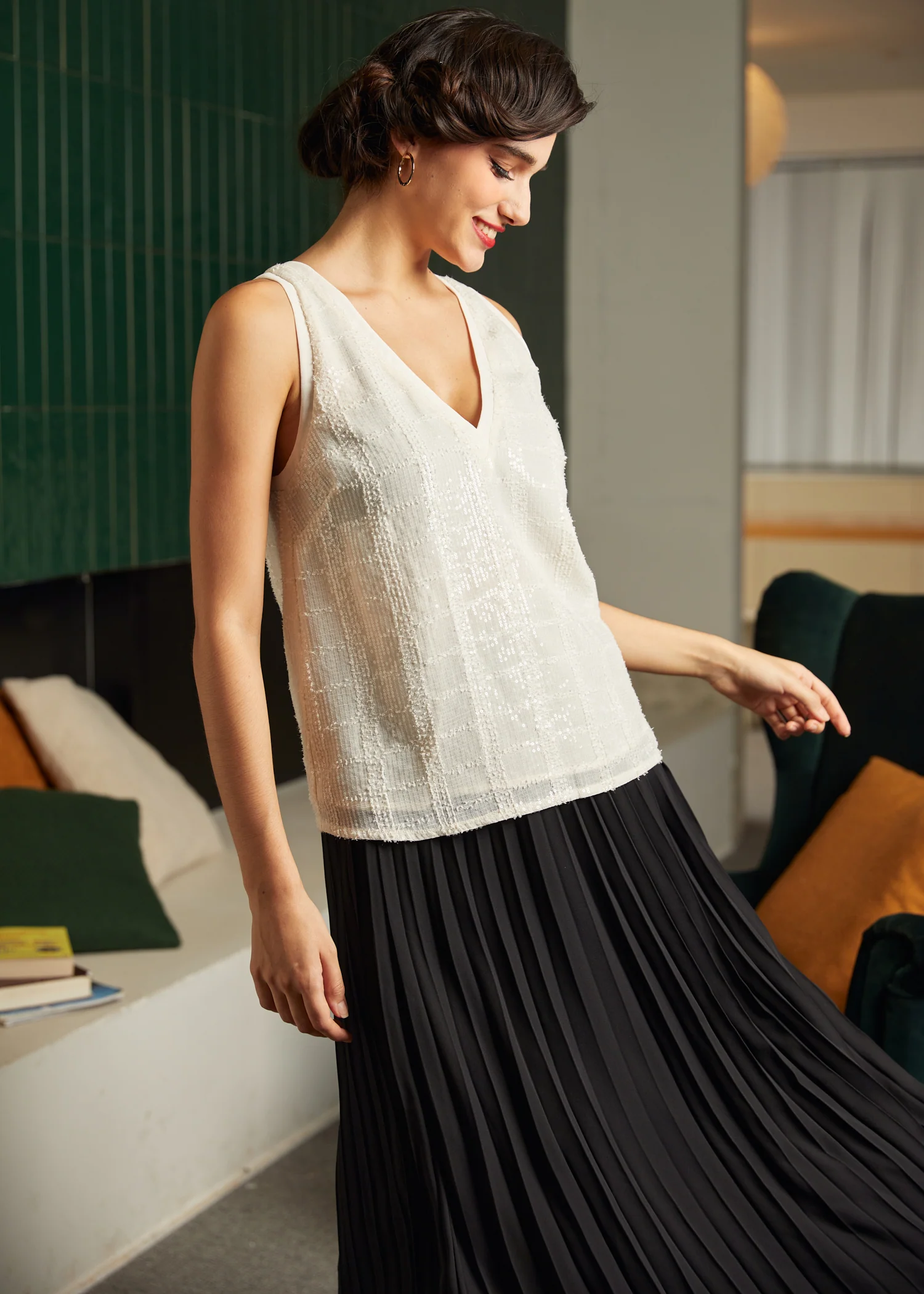 Classic Cutie Double V-Neck Tank Top - Olabens