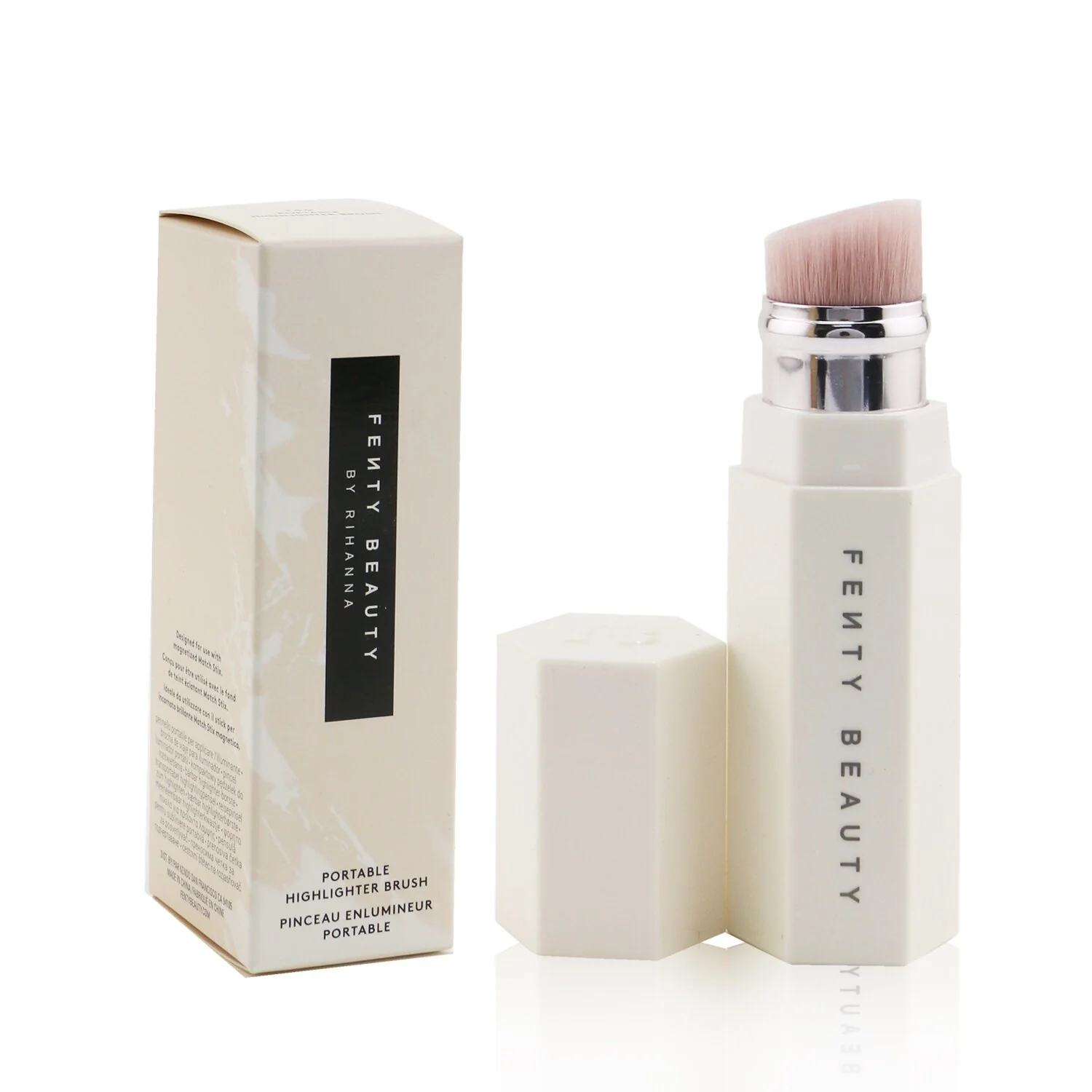 Fenty Beauty by Rihanna Portable Highlighter Brush 140 - Olabens