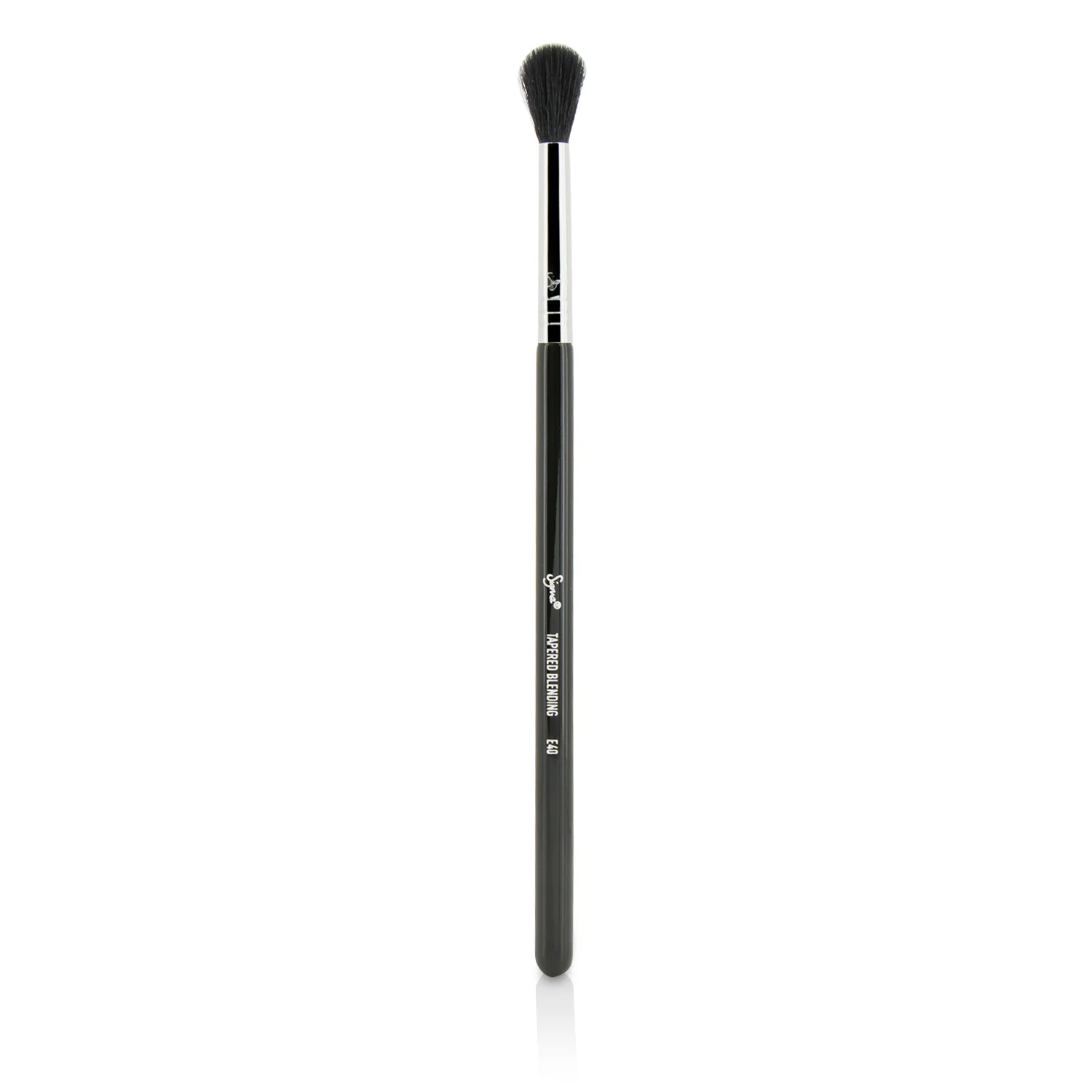 Sigma Beauty E40 Tapered Blending Brush - Olabens