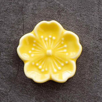 diseno Living Incense Ceramic Holder Sakura Shape - Yellow  Fixed Size - Olabens