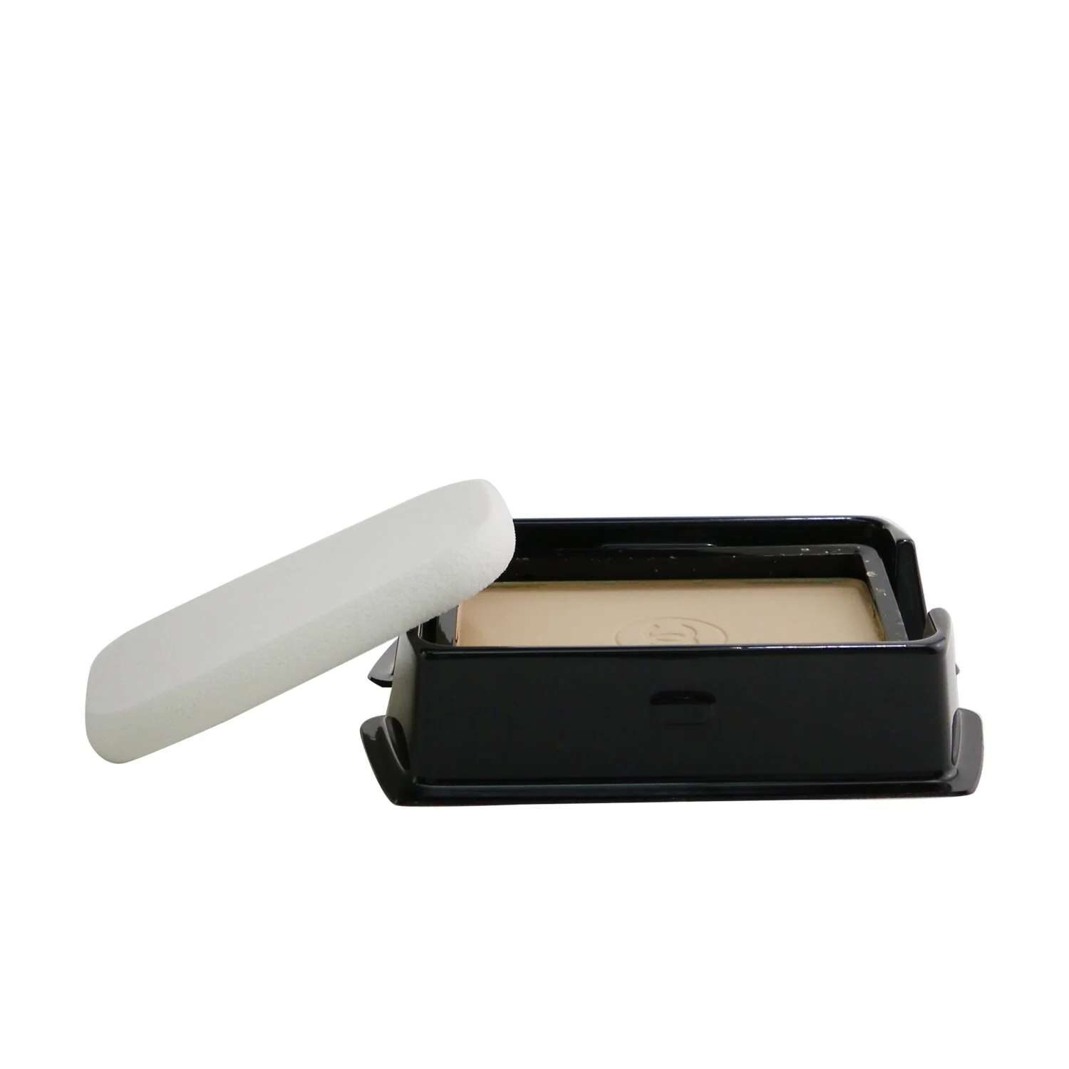 Chanel Ultra Le Teint Ultrawear All Day Comfort Flawless Finish Compact Foundation Refill - # B30  13g/0.45oz - Olabens