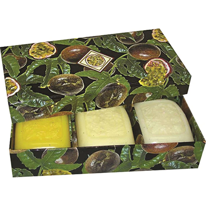 Clover Fields Gift Box Fresh Fruits Box Passionfruit x 3 Pack - Olabens