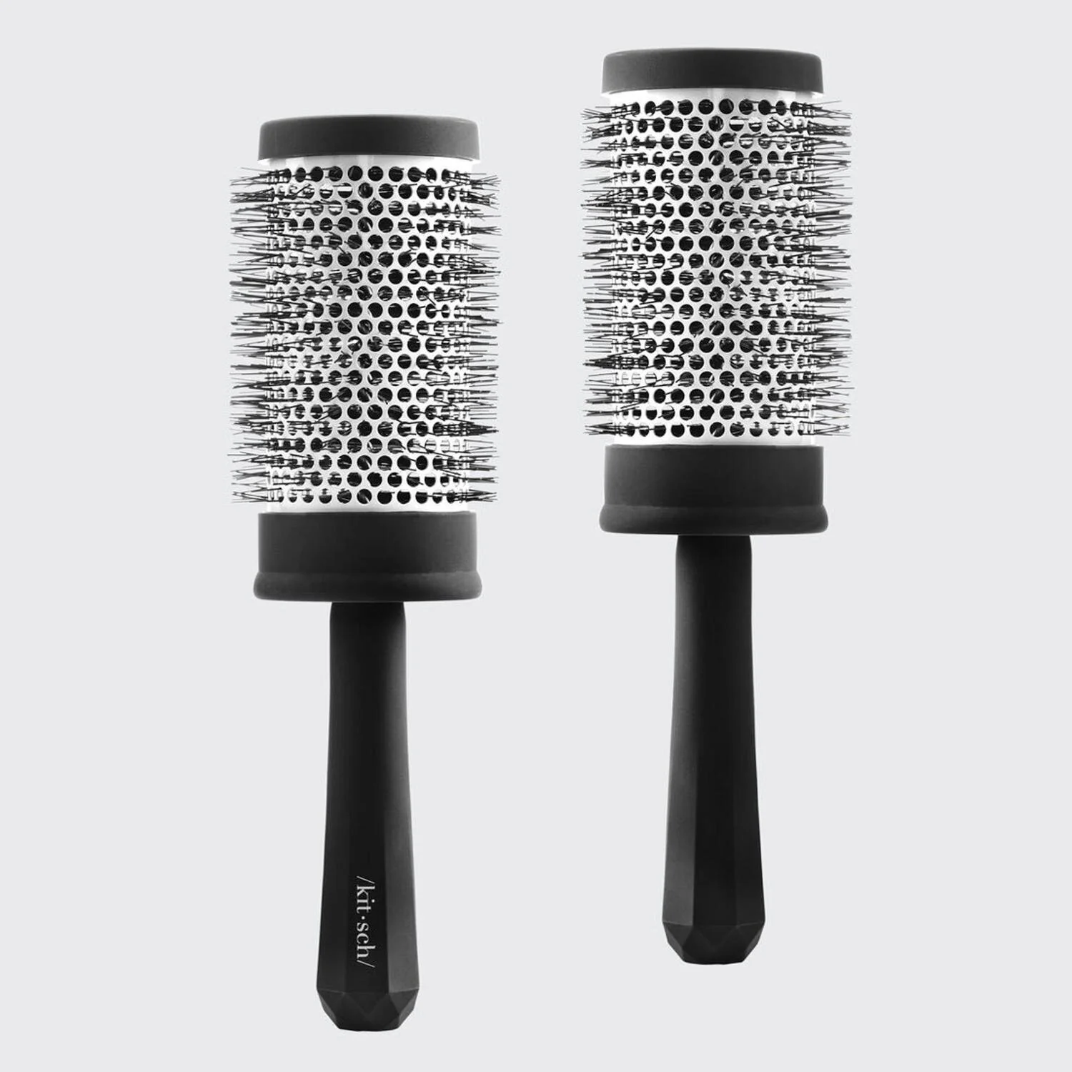 KITSCH Round Blow Dry Brush in Recycled Plastic 1pc  Fixed Size - Olabens
