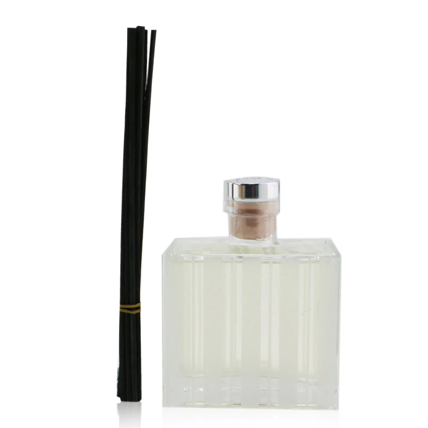 Nest Reed Diffuser - Rose Noir & Oud  175ml/5.9oz - Olabens