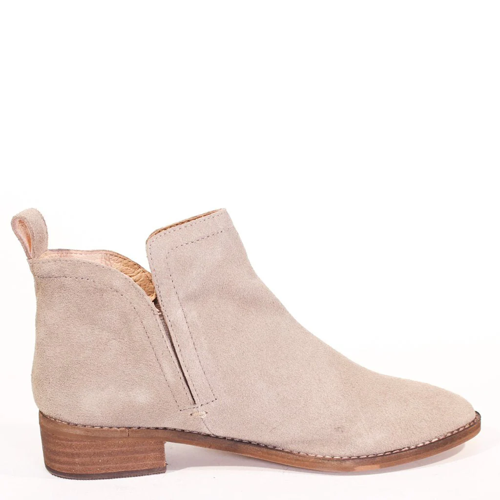Kelly Chelsea Boots - Olabens