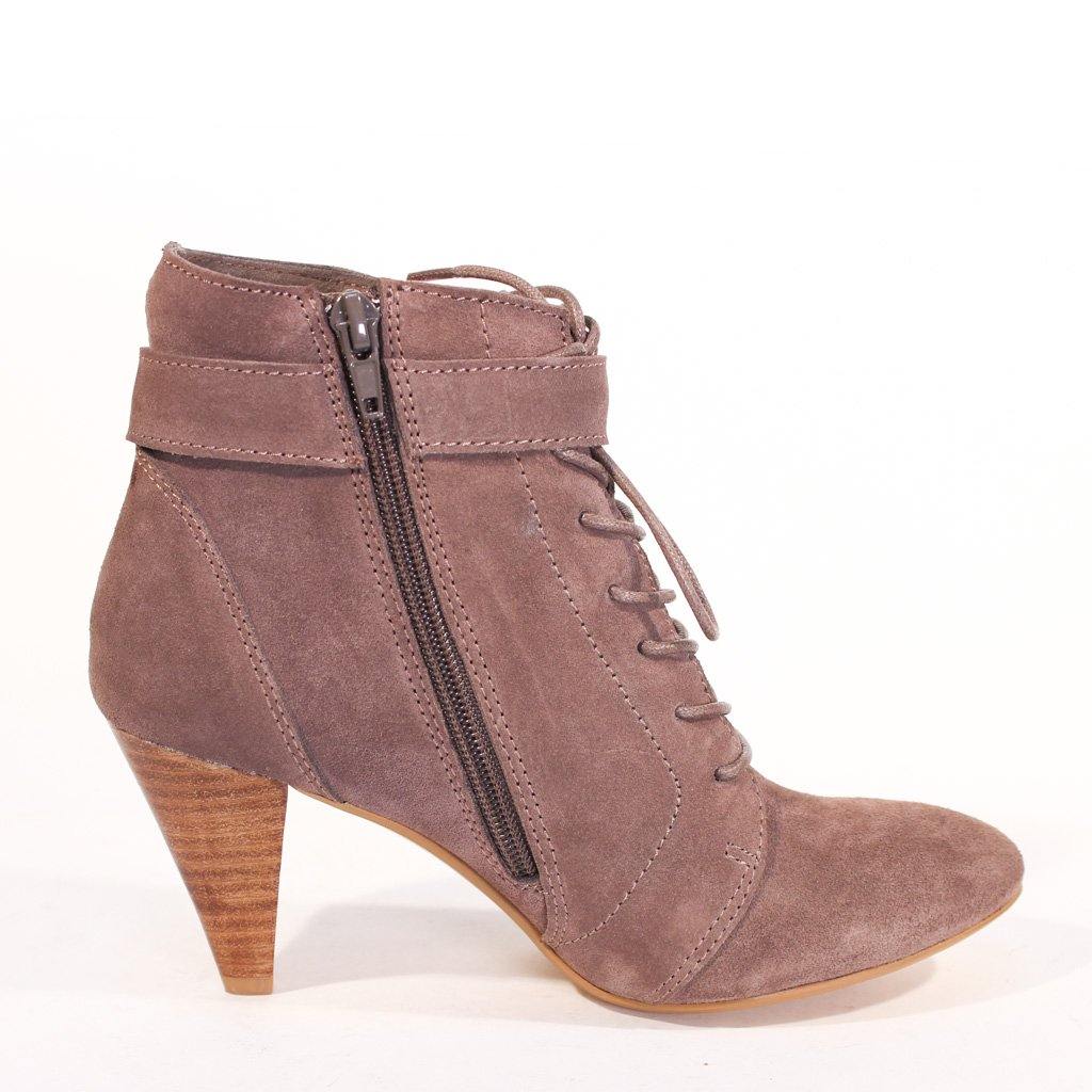 Dakota Suede Booties - Olabens
